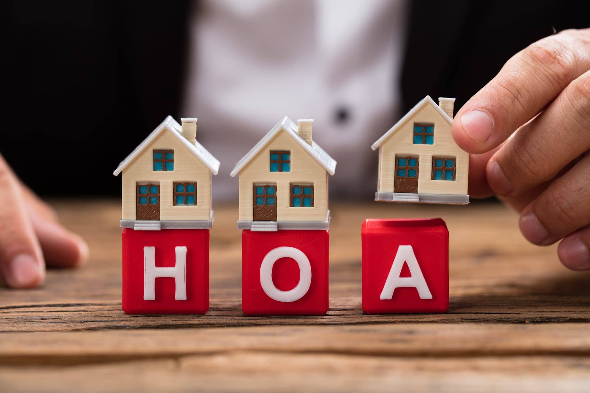 enforcing covenants without hoa