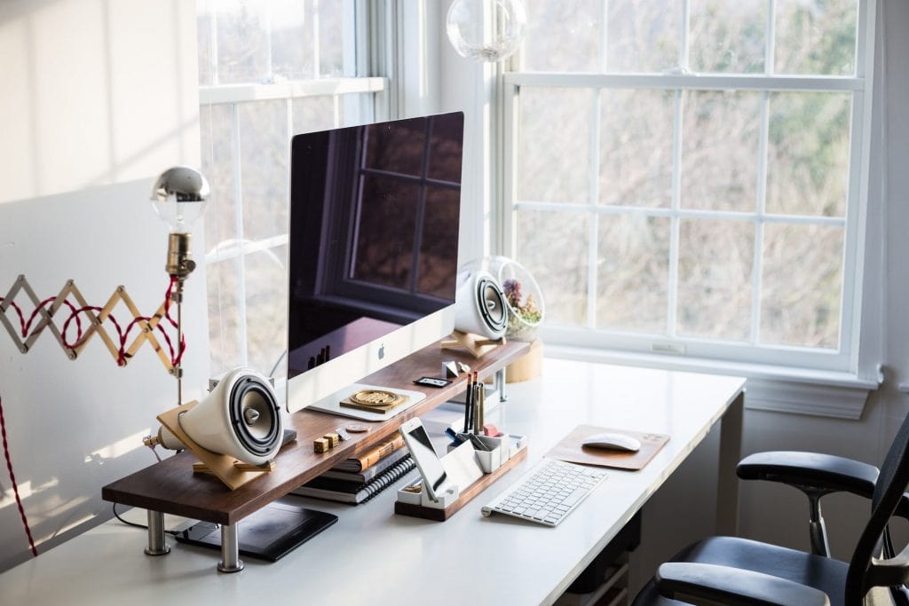 8 Home Office Decor Ideas That Will Give Your Coworkers Zoom